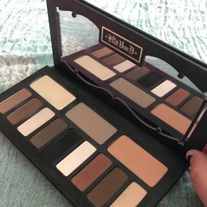 Kat Von D Shade Light Eyeshadow